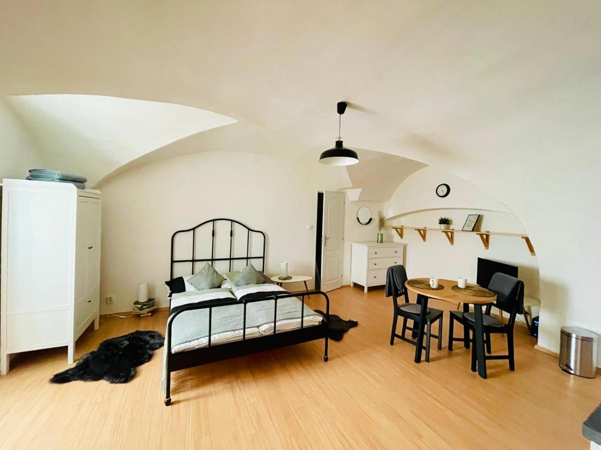 Studio Nicolas II Prága Kültér fotó