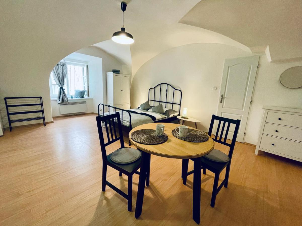 Studio Nicolas II Prága Kültér fotó